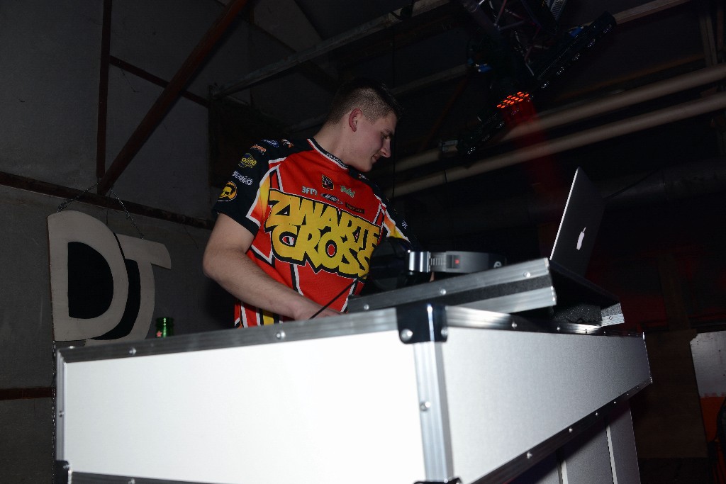 ../Images/Feest zonder naam 2015 084.jpg